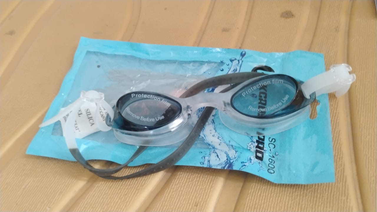 Anti-Fog Protected Swimming Goggle (1 Pc)